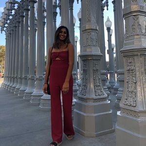 Berry jumpsuit with cutout